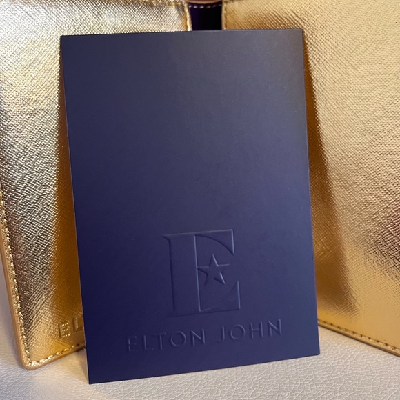 Elton John Passport Wallet - Picture 3 of 4